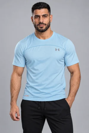 Under Armour T-shirt